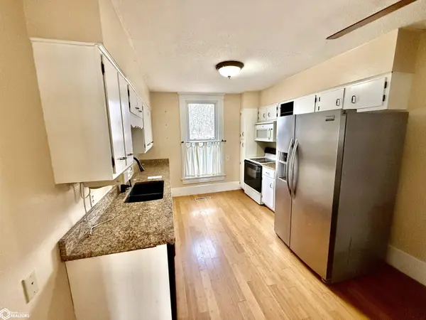 412 N Madison ST, Bloomfield, IA 52537