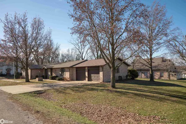 245 S 9th ST, Warsaw, IL 62379