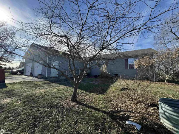 1100 N Park AVE, Centerville, IA 52544