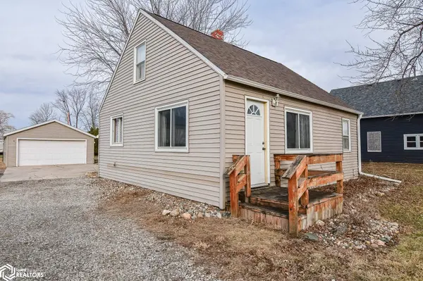 6352 N 95th ST, Baxter, IA 50028