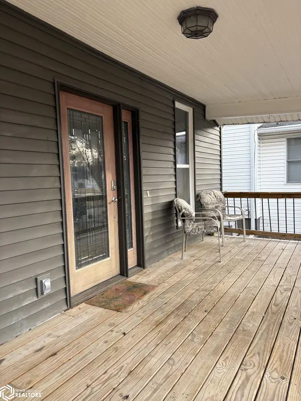 207 E Valley ST, Red Oak, IA 51566