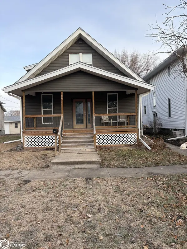 207 E Valley ST, Red Oak, IA 51566