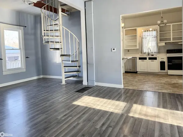 605 N 2nd ST, Fairfield, IA 52556
