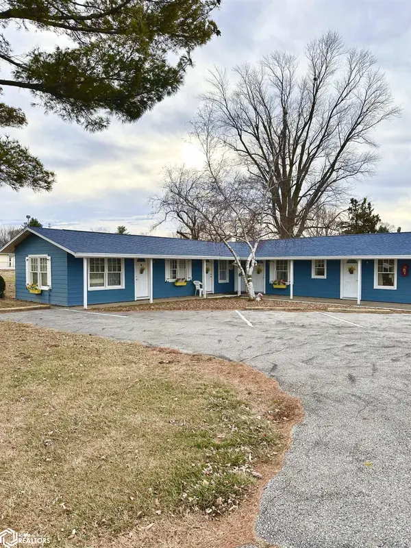 1610 Mulholland ST, Nauvoo, IL 62354
