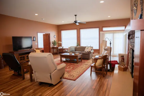 1816 Obrien AVE, Clarion, IA 50525