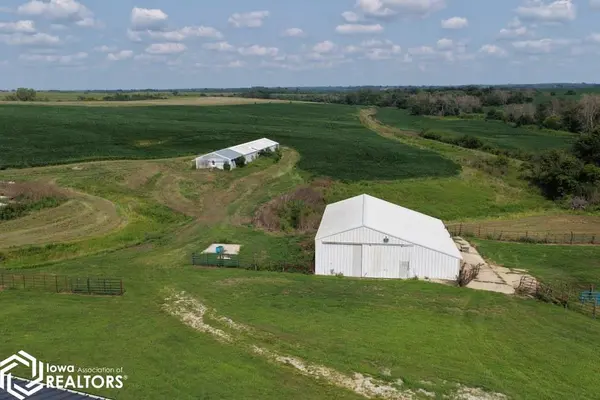 2416 County Highway P27, Benton, IA 50835