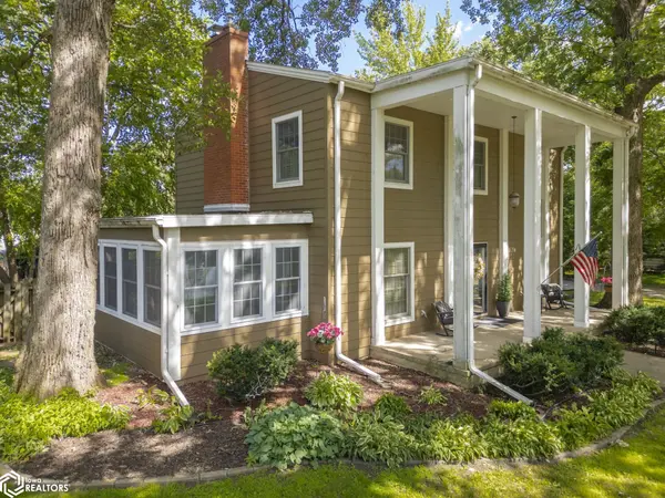 500 18th ST, Clear Lake, IA 50428