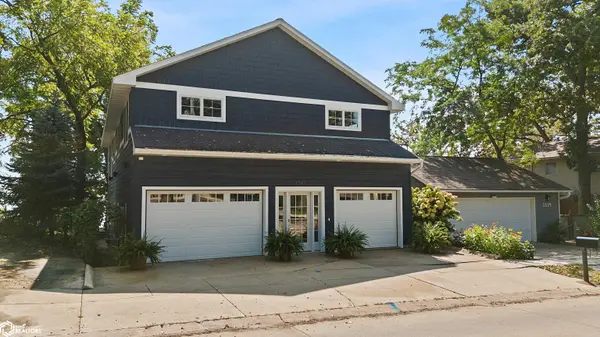 1517 N Shore DR, Clear Lake, IA 50428