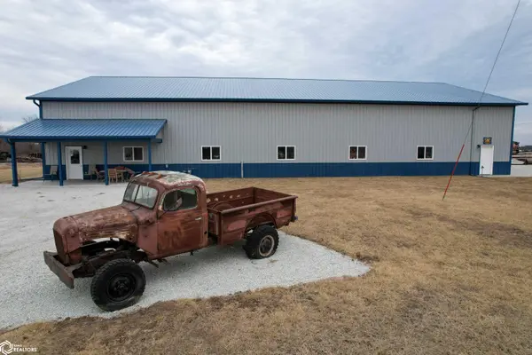 2062 653rd AVE, Albia, IA 52531