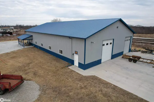 2062 653rd AVE, Albia, IA 52531