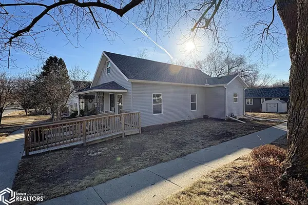 901 Maple Street, Atlantic, IA 50022