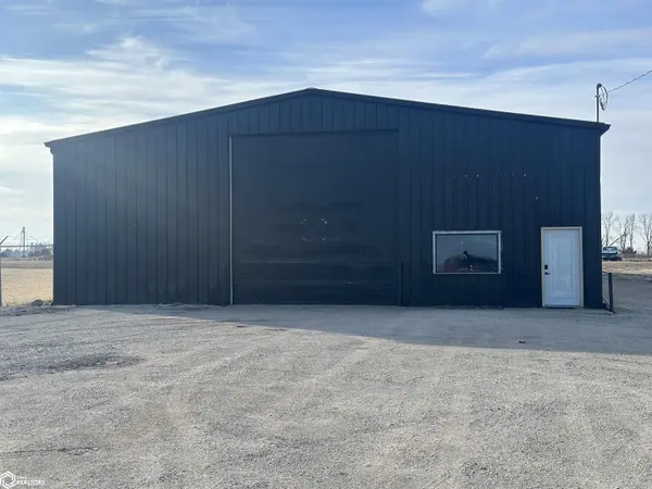 1412 Central AVE, Clarion, IA 50525