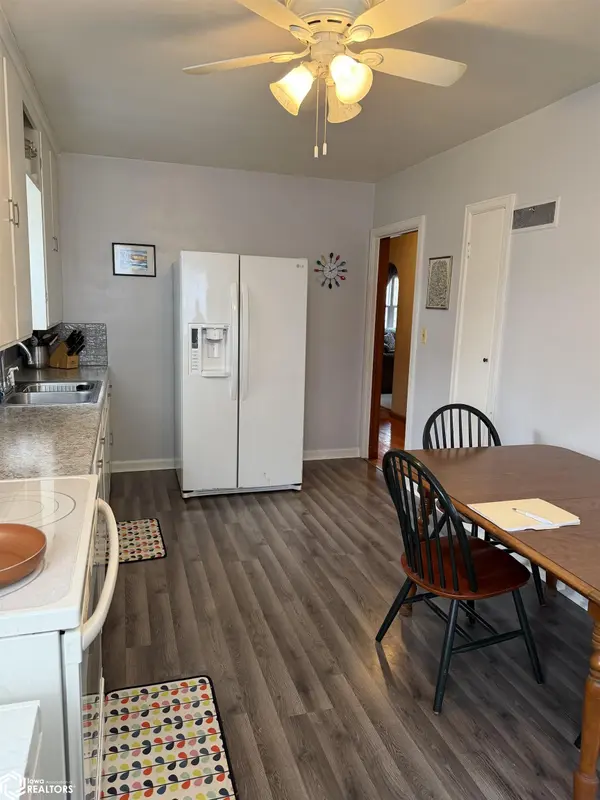 124 2nd AVE, Titonka, IA 50480