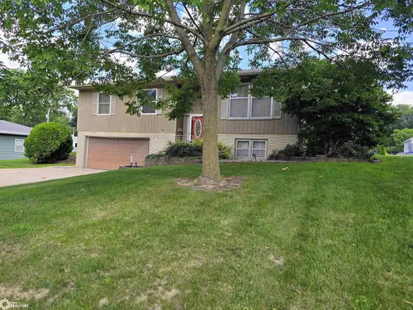 615 N Poplar ST, Creston, IA 50801