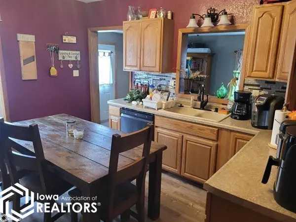110 N College, Agency, IA 52530