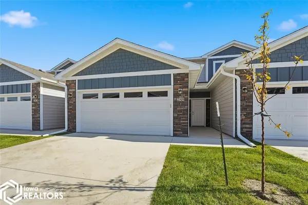 249 NW Waverly DR, Waukee, IA 50263