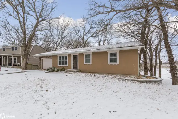 802 S Western ST, Lake Mills, IA 50450