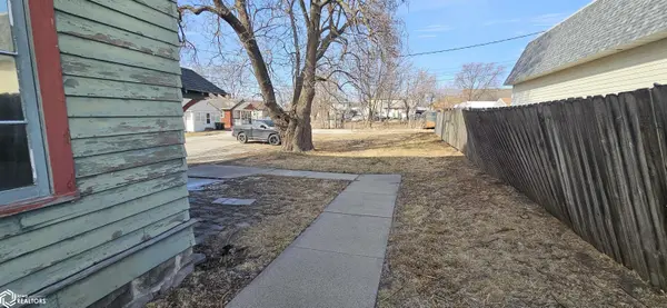 115 W Mclane ST, Osceola, IA 50213