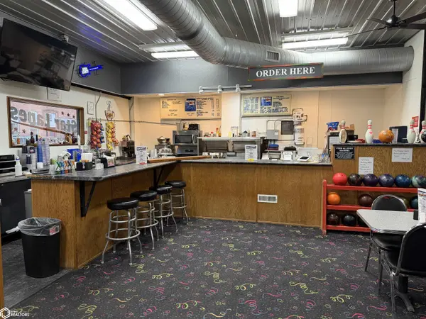 413 E Main ST, Montezuma, IA 50171