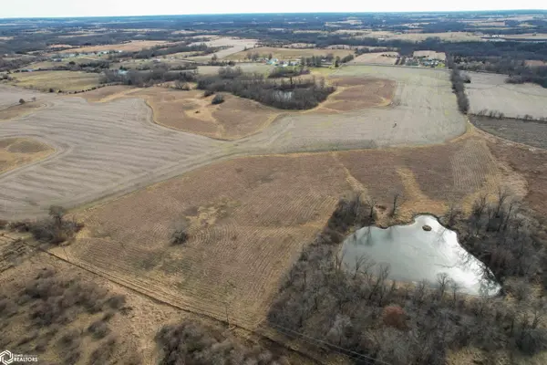 Dewey RD, Centerville, IA 52544