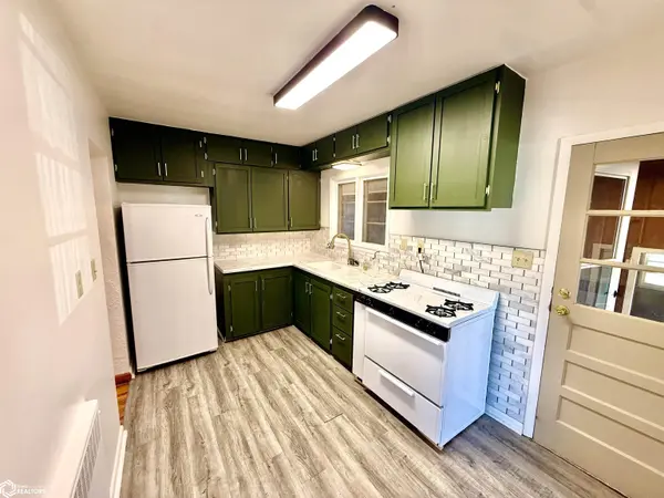 122 N Johnson AVE, Ottumwa, IA 52501