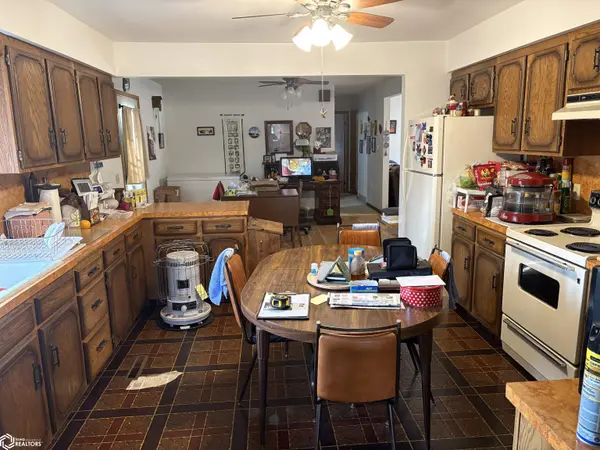 401 Lease St, Wesley, IA 50483