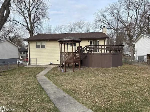 1908 Sunnyslope DR, Red Oak, IA 51566