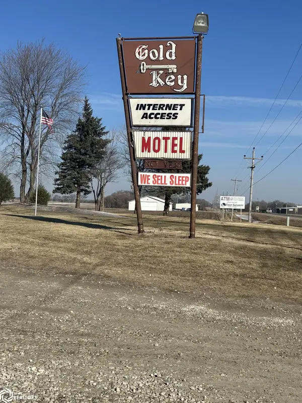 1570B Hwy 65, Hampton, IA 50441