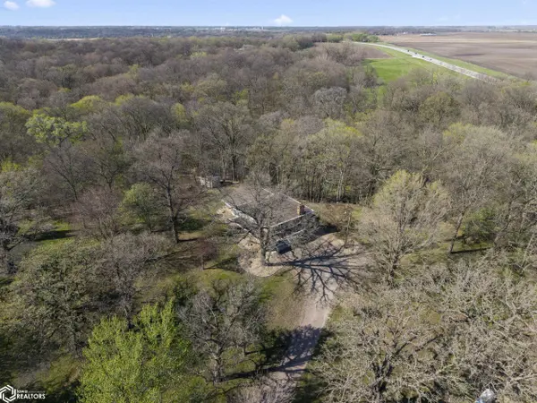 2695 Timberlane RD, Webster City, IA 50595