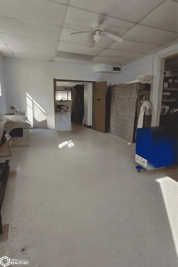 124 S Front ST, Humeston, IA 50123