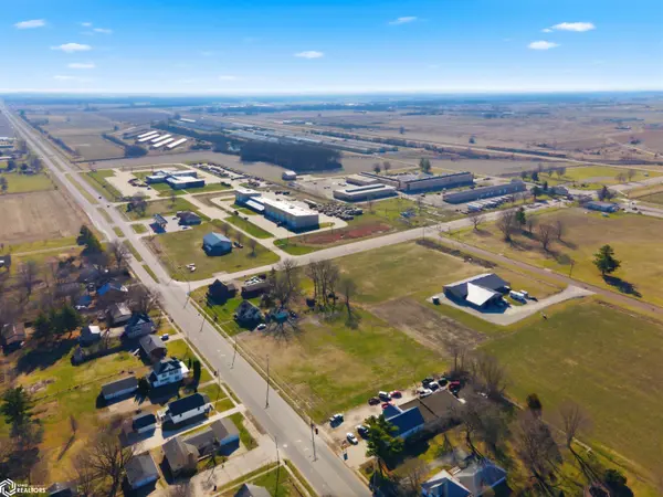 155 Main, Middletown, IA 52638