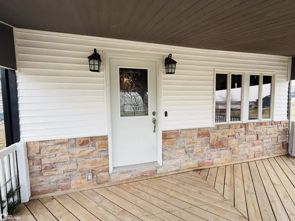 413 SW 3rd, Greenfield, IA 50849