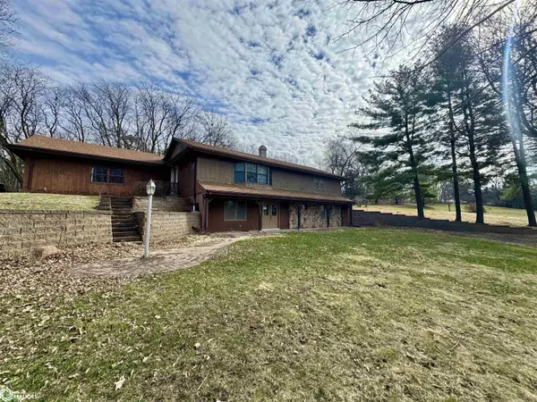 1116 S Division ST, Audubon, IA 50025