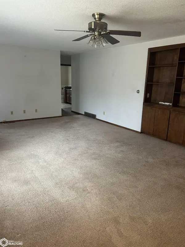 205 NW 12th ST, Pocahontas, IA 50574