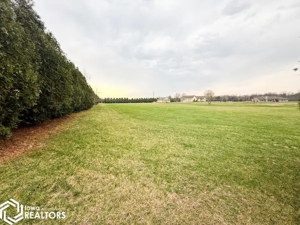 15048 Vista View, Burlington, IA 52601