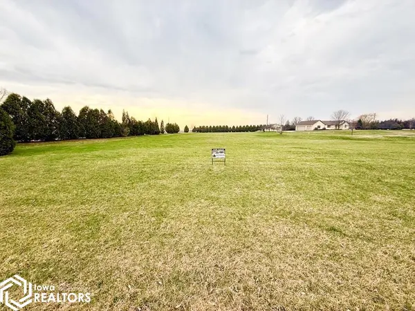 15048 Vista View, Burlington, IA 52601