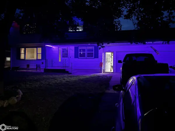 627 1st St ST, Rockwell, IA 50469