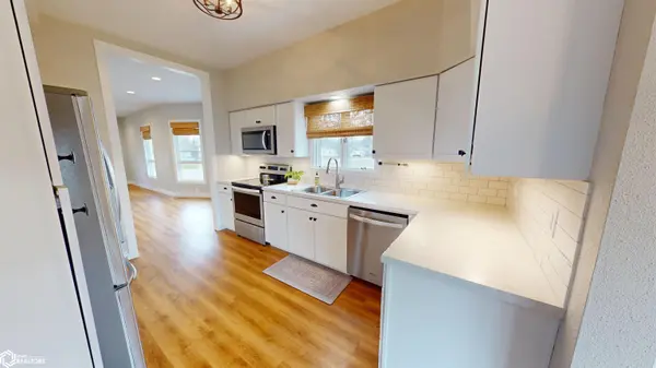 200 Washington ST, Libertyville, IA 52567