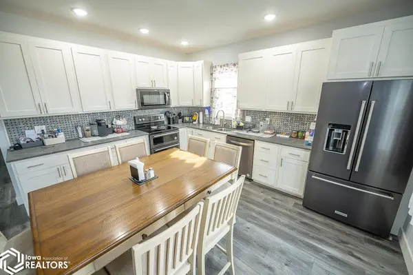 607 W Walnut ST, Bloomfield, IA 52537