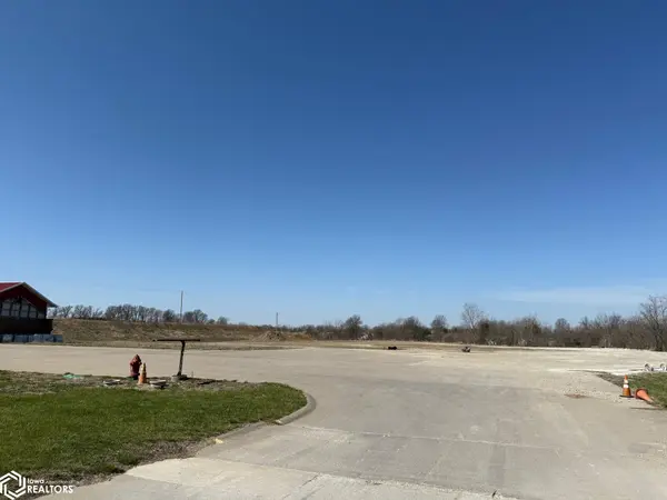 808 S Washington ST, Bloomfield, IA 52537