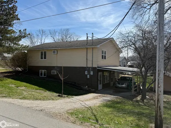 402 S Columbia ST, Bloomfield, IA 52537