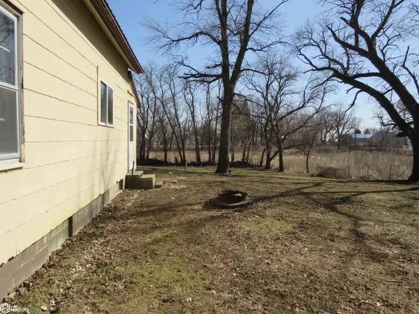 4890 455TH Ave, Mallard, IA 50562