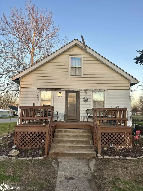 802 S Adella ST, Ottumwa, IA 52501