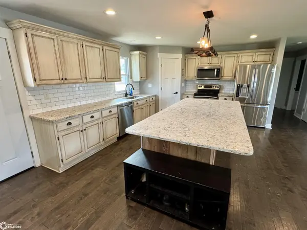 603 1st ST, Dedham, IA 51440