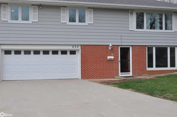 255 Perch ST, Carroll, IA 51401