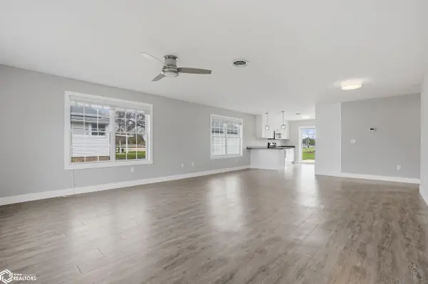 614 N Lincoln ST #102, Mount Pleasant, IA 52641