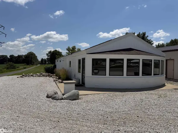 936 E Us Highway 30, Carroll, IA 51401