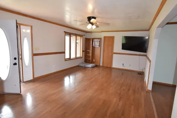 603 SE 2nd ST, Eagle Grove, IA 50533
