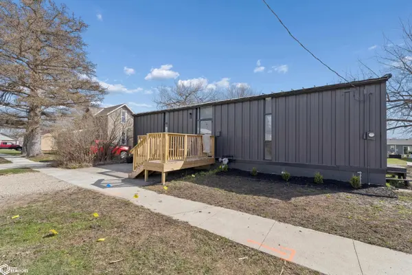 235 Maben AVE, Garner, IA 50438