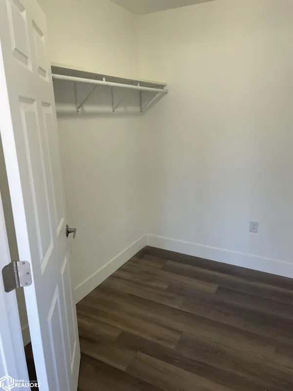 412 E Madison ST, Mount Pleasant, IA 52641